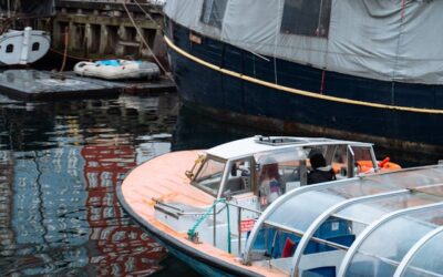 Groningen boottocht beleven op het water van de stad